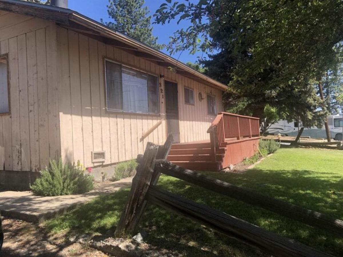 Picture of Home For Sale in Yreka, California, United States
