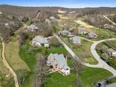 Home For Sale in Saint Albans, Missouri