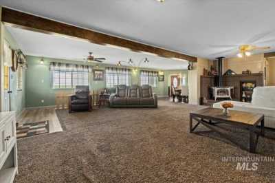 Home For Sale in Wendell, Idaho