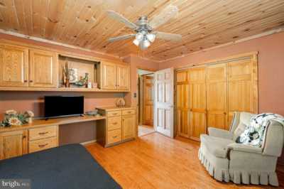 Home For Sale in Spring Mills, Pennsylvania