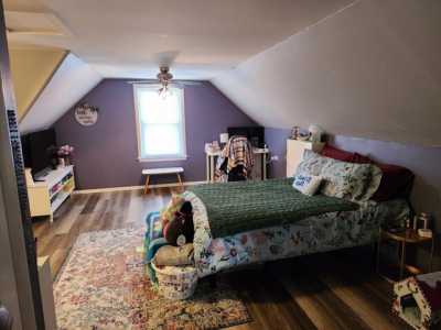 Home For Sale in Burbank, Illinois