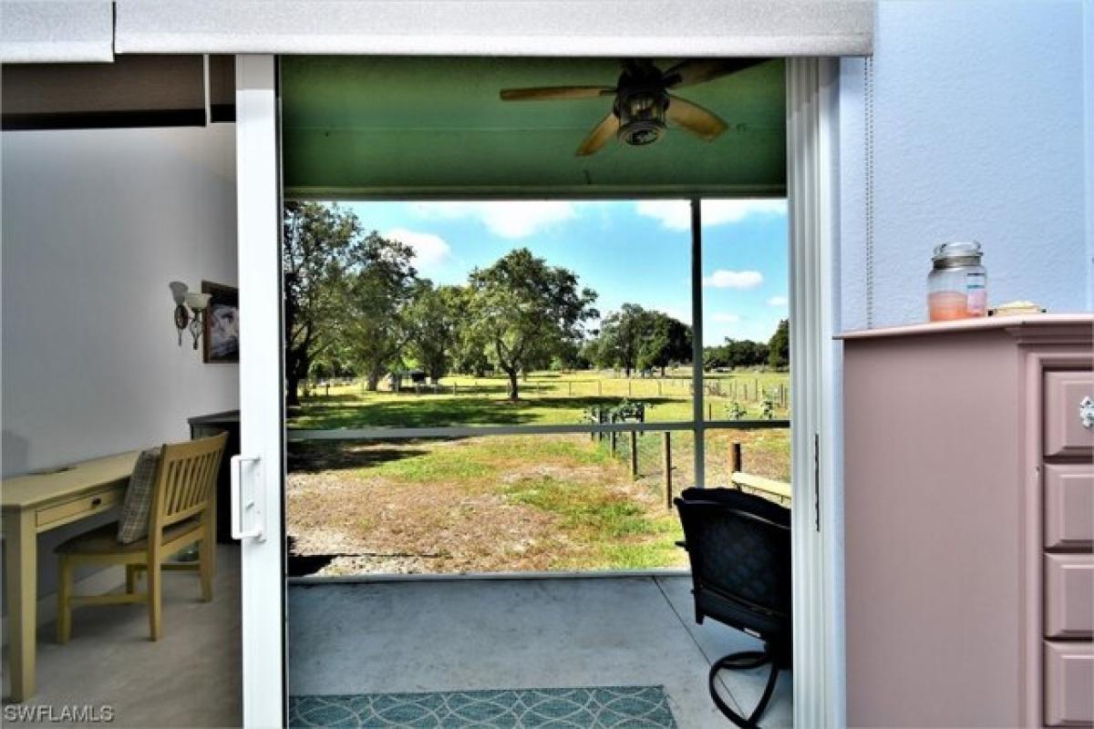 Picture of Home For Sale in Alva, Florida, United States