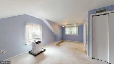 Home For Sale in Cinnaminson, New Jersey