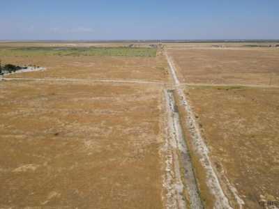 Residential Land For Sale in Wasco, California
