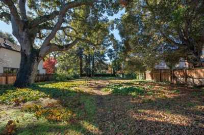 Residential Land For Sale in Palo Alto, California