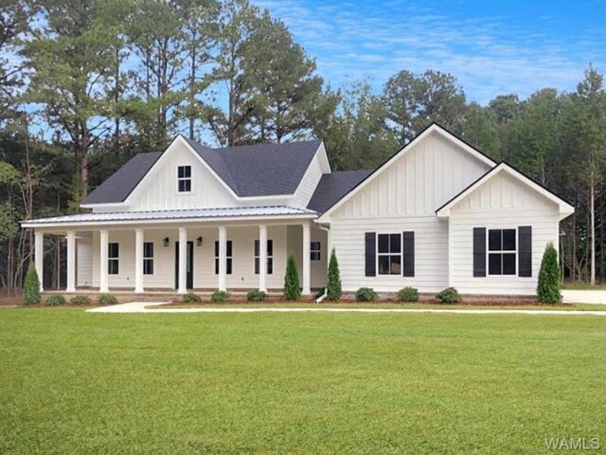 Picture of Home For Sale in Berry, Alabama, United States