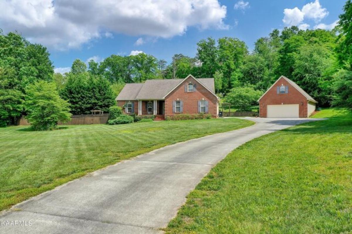 Picture of Home For Sale in Friendsville, Tennessee, United States