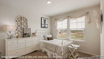 Home For Sale in Von Ormy, Texas