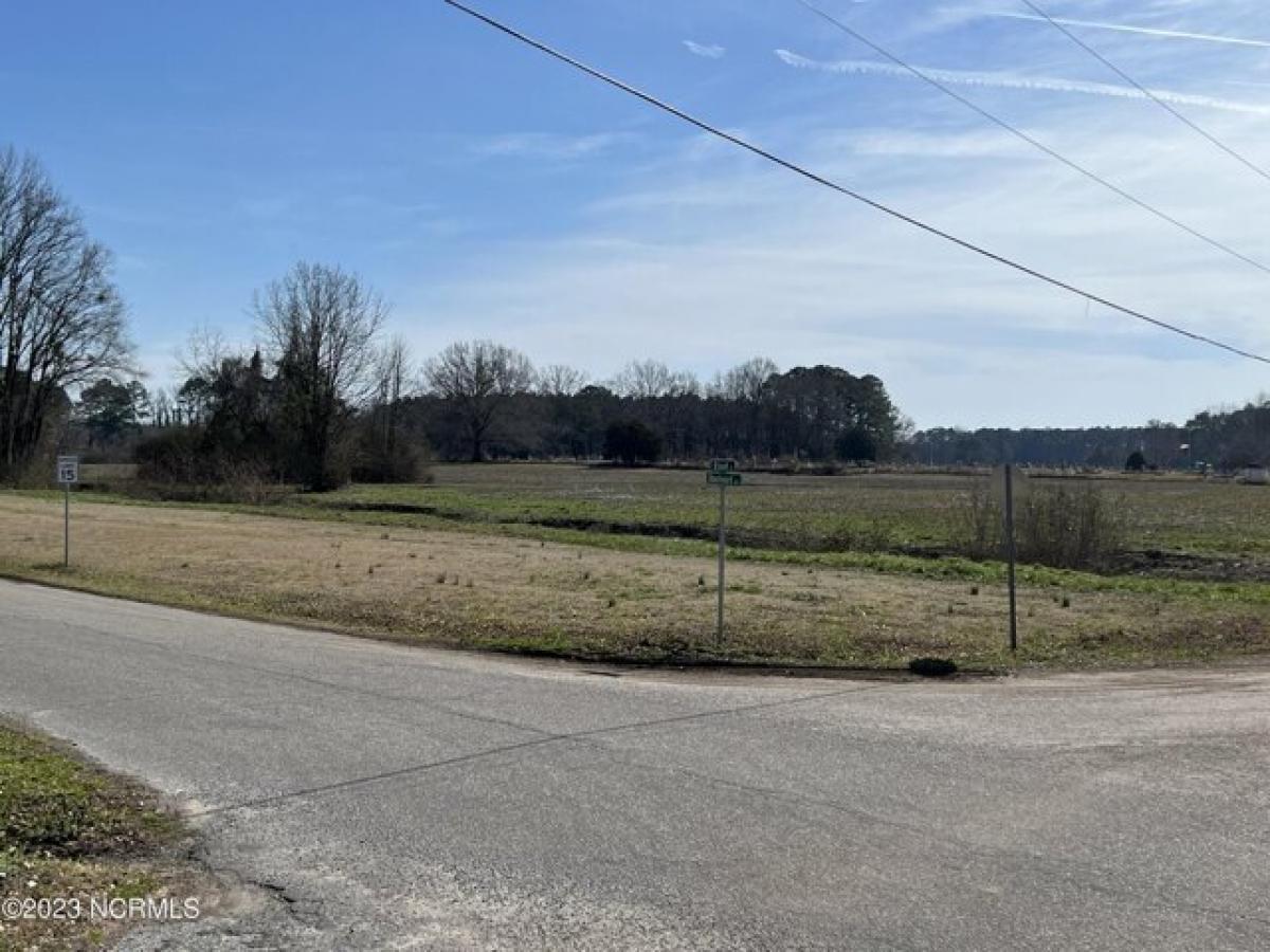 Picture of Residential Land For Sale in Ayden, North Carolina, United States