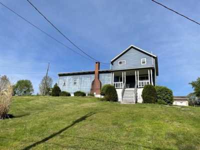 Home For Sale in Windber, Pennsylvania