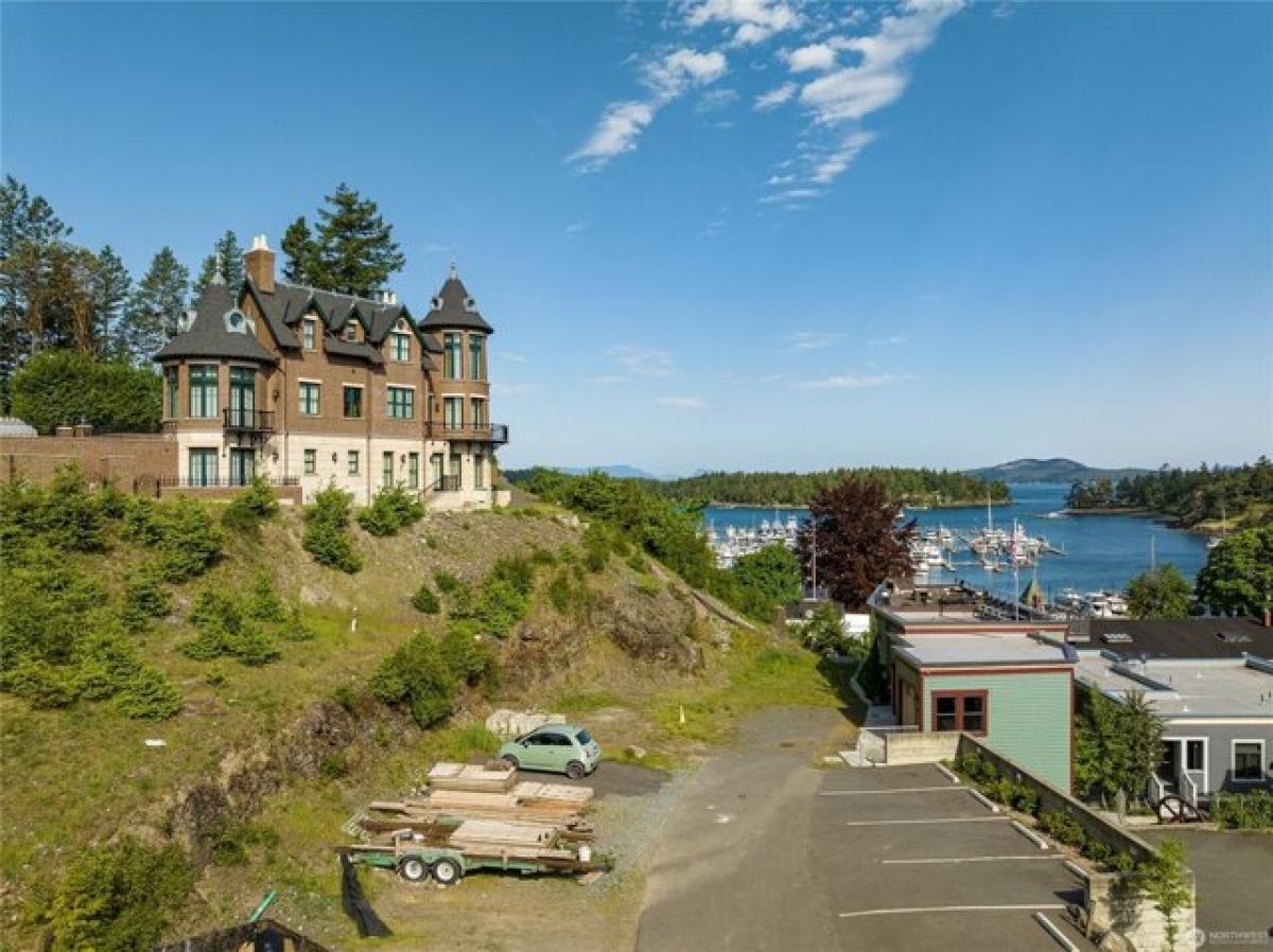 Picture of Home For Sale in Friday Harbor, Washington, United States