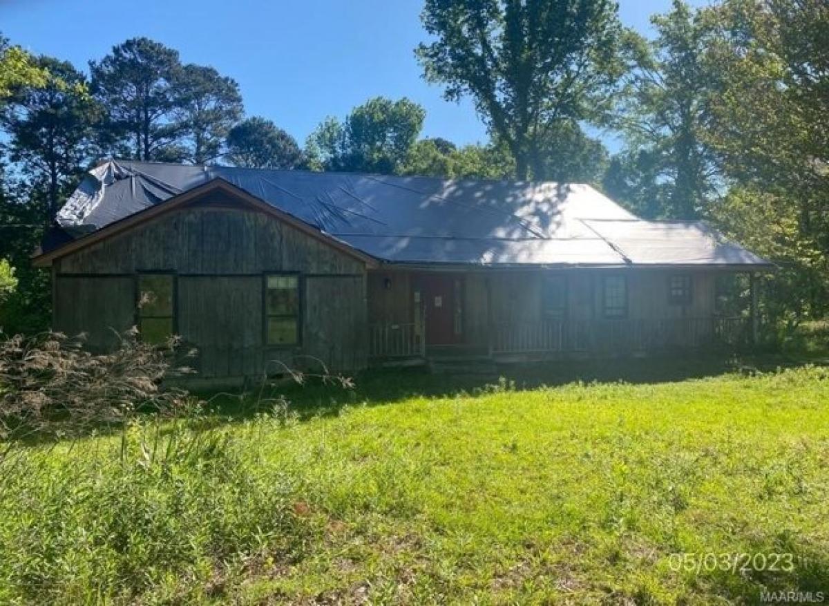 Picture of Home For Sale in Hope Hull, Alabama, United States