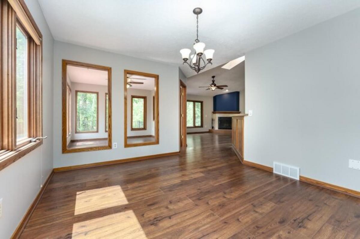 Picture of Home For Sale in Schoolcraft, Michigan, United States