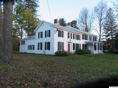 Home For Sale in Greenville, New York