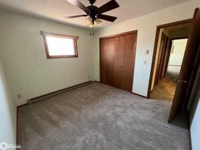 Home For Sale in Oskaloosa, Iowa