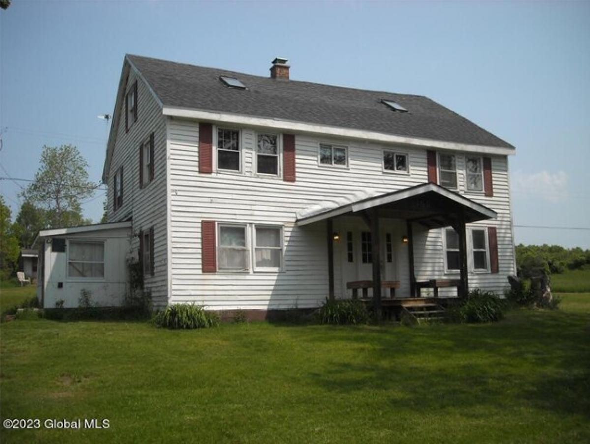 Picture of Home For Sale in Valley Falls, New York, United States