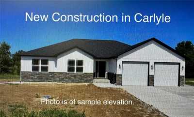 Home For Sale in Carlyle, Illinois