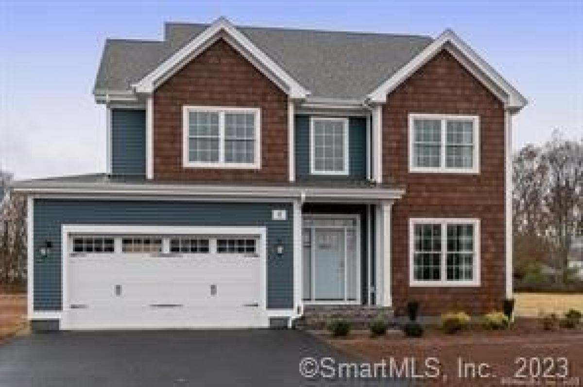 Picture of Home For Sale in Cromwell, Connecticut, United States