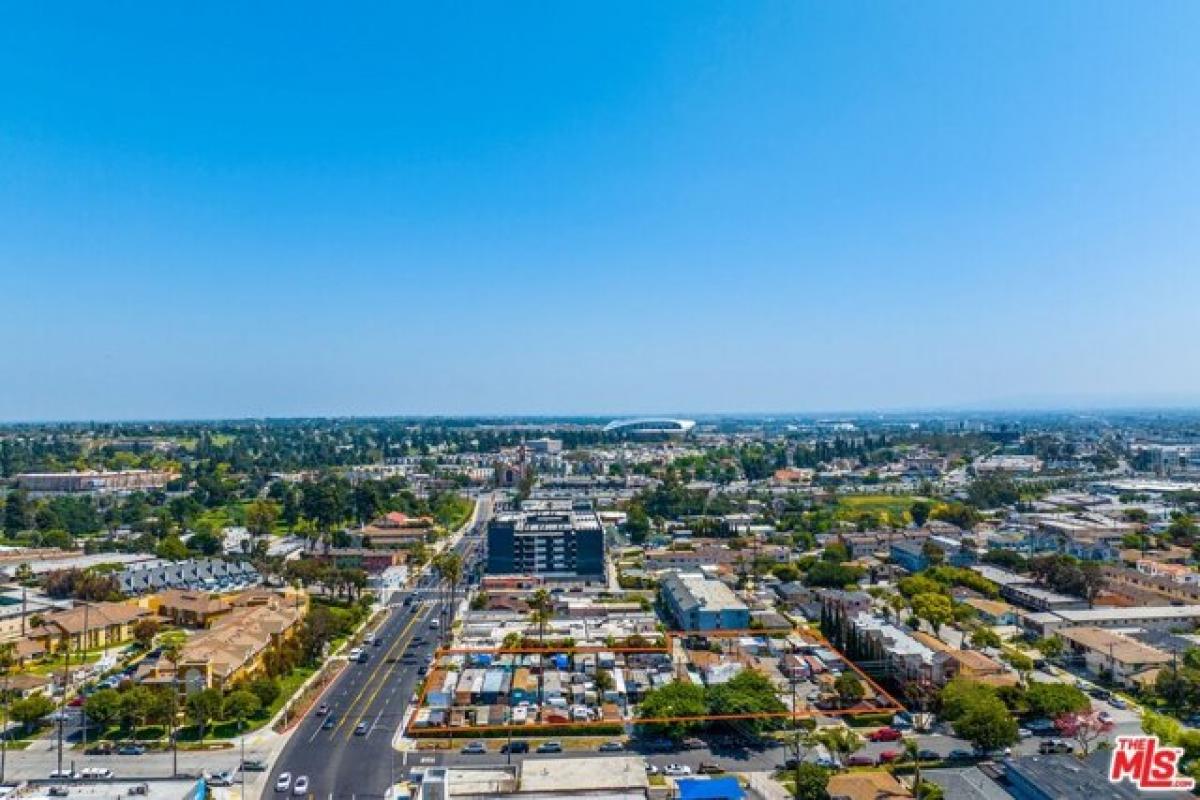 Picture of Residential Land For Sale in Inglewood, California, United States