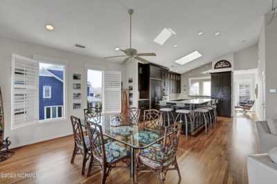 Home For Sale in Wrightsville Beach, North Carolina