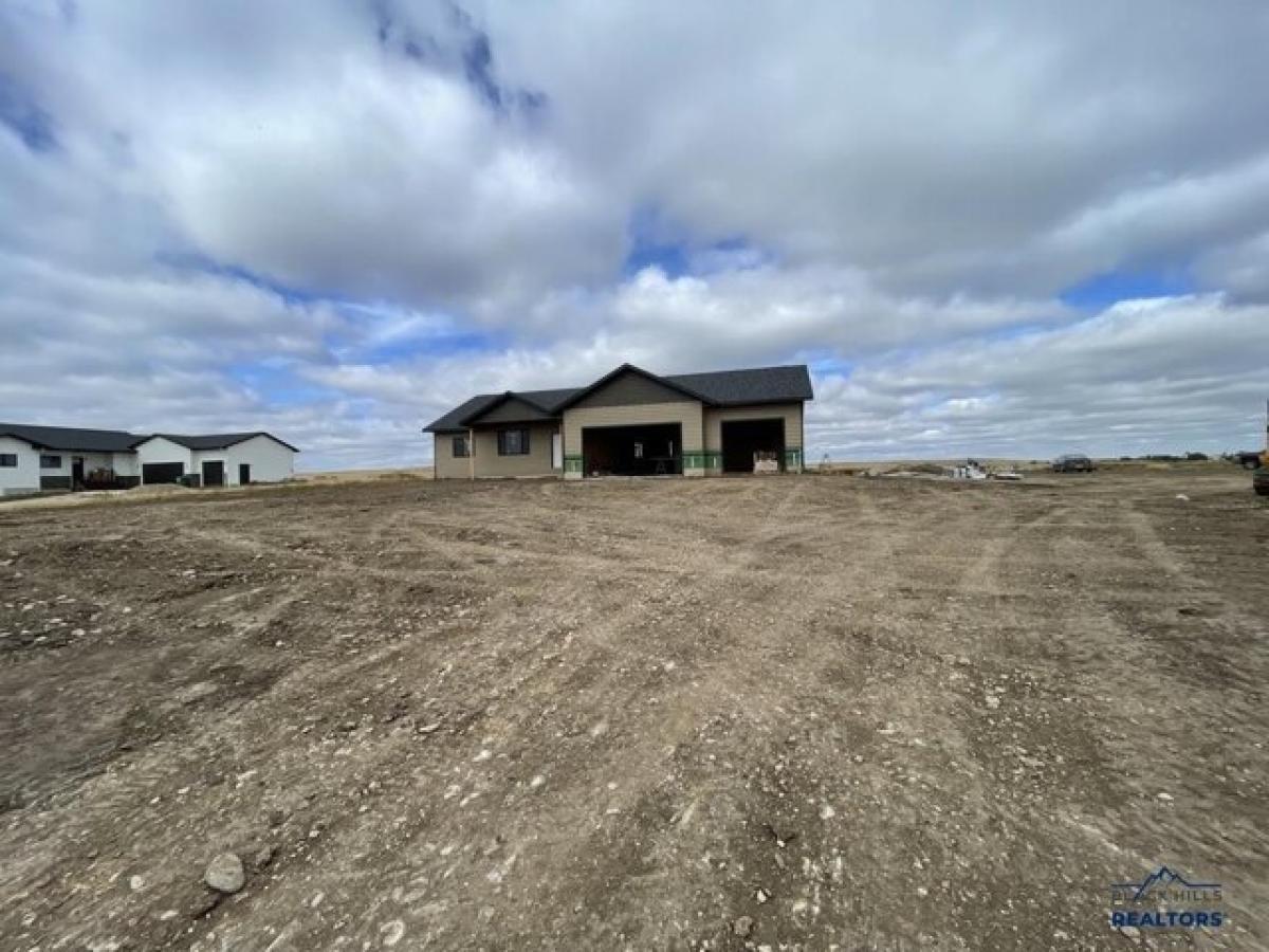 Picture of Home For Sale in Piedmont, South Dakota, United States