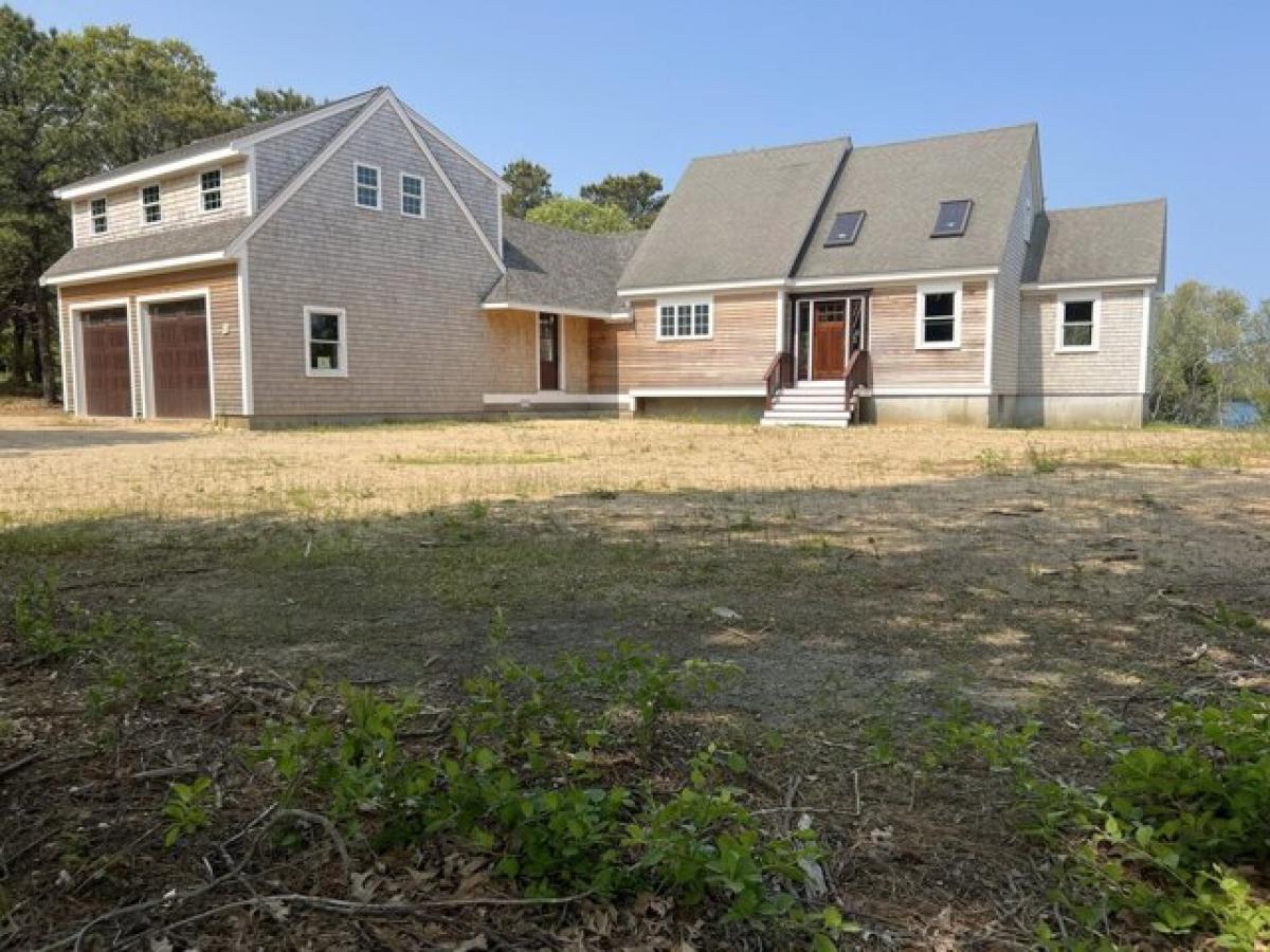 Picture of Home For Sale in Eastham, Massachusetts, United States