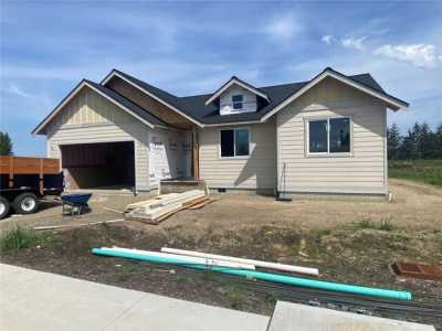 Home For Sale in Nooksack, Washington