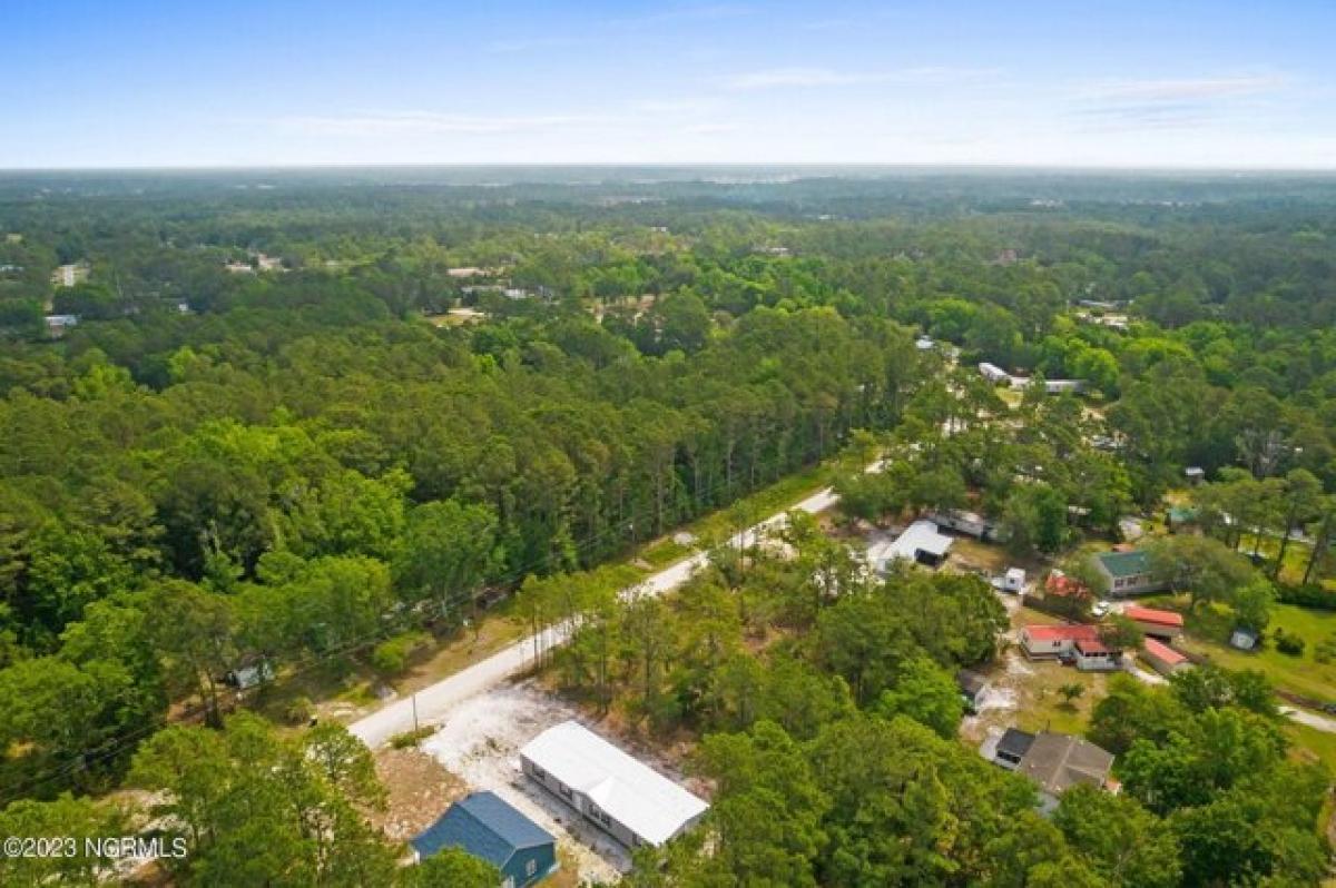 Picture of Residential Land For Sale in Supply, North Carolina, United States
