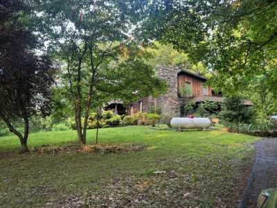 Home For Sale in Ashland City, Tennessee
