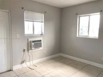 Apartment For Rent in Opa Locka, Florida