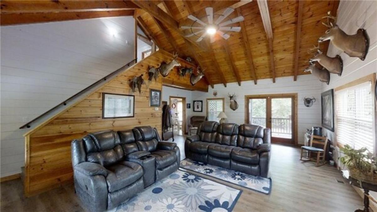 Picture of Home For Sale in Greensboro, Georgia, United States