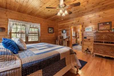 Home For Sale in Pittsburg, New Hampshire