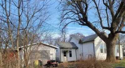 Home For Sale in Gilman, Illinois