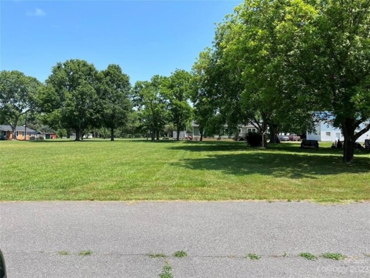 Picture of Residential Land For Sale in Cleveland, North Carolina, United States