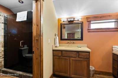 Home For Sale in Coolin, Idaho