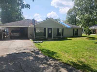 Home For Sale in Livingston, Louisiana