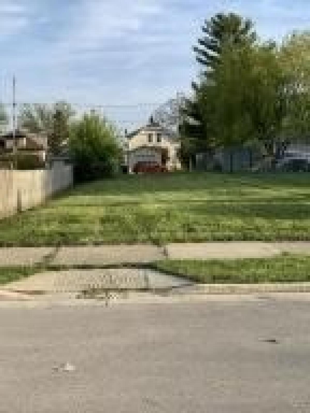 Picture of Residential Land For Sale in South Milwaukee, Wisconsin, United States