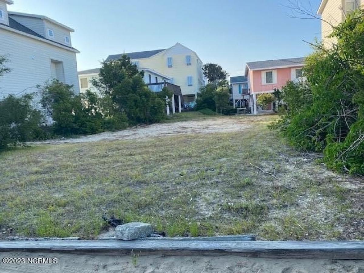 Picture of Residential Land For Sale in Sunset Beach, North Carolina, United States