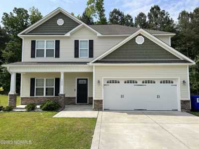 Home For Sale in Winterville, North Carolina