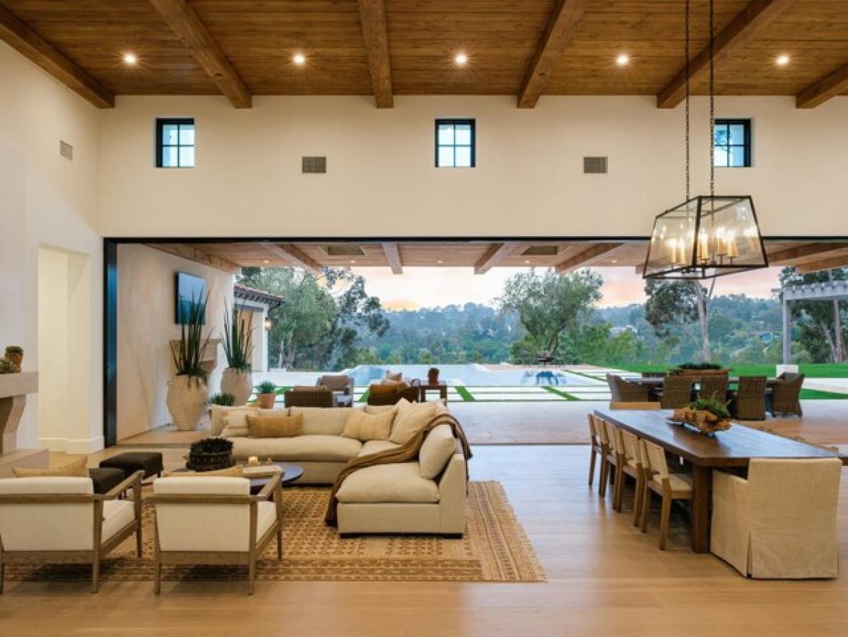 Picture of Home For Sale in Rancho Santa Fe, California, United States