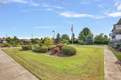 Home For Sale in Woodburn, Oregon