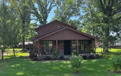 Home For Sale in Hampton, Arkansas