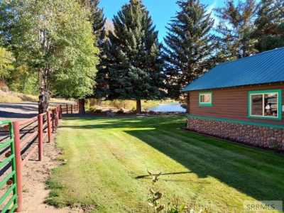 Home For Sale in North Fork, Idaho
