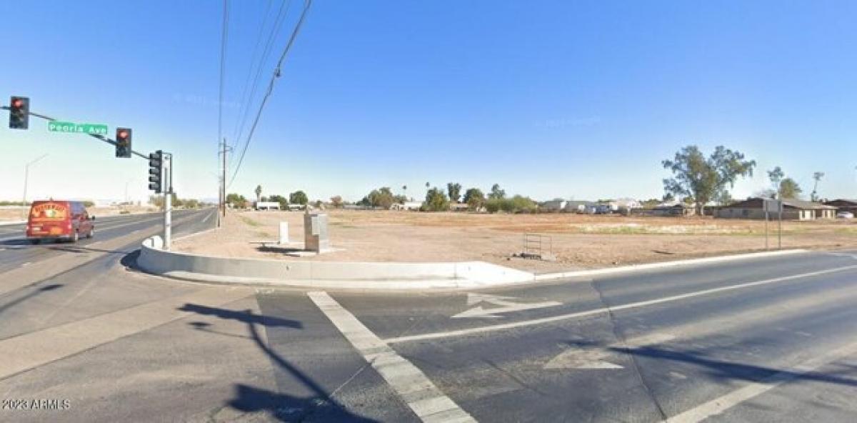 Picture of Residential Land For Sale in El Mirage, Arizona, United States