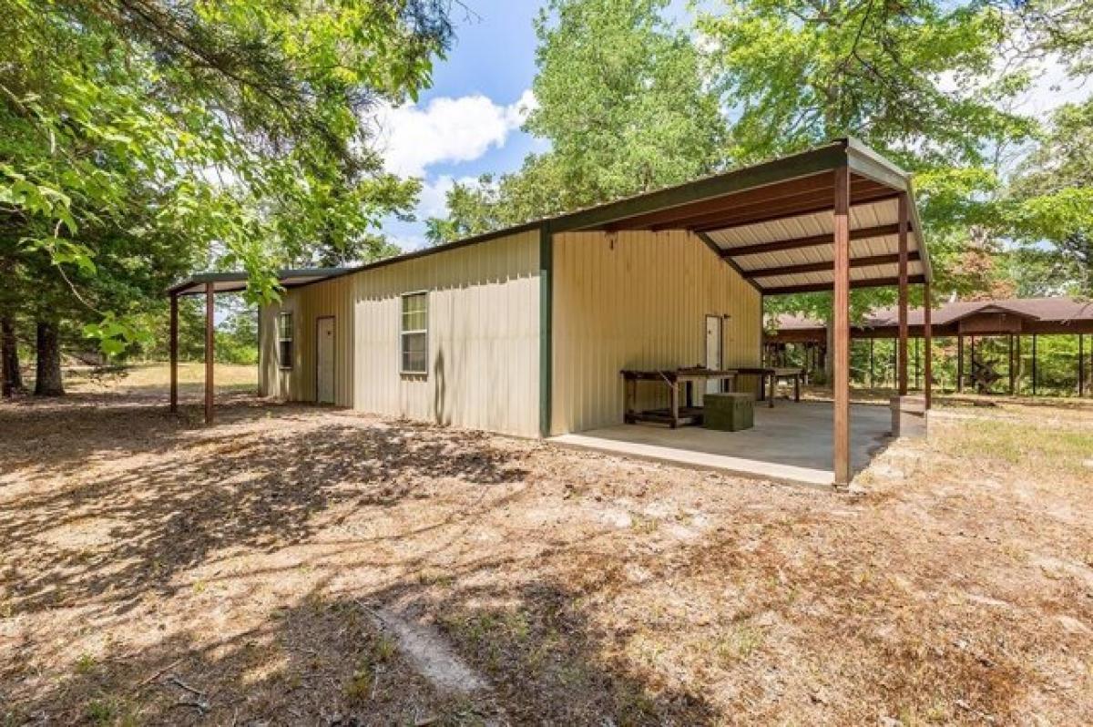 Picture of Home For Sale in Center, Texas, United States