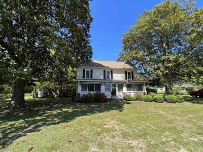 Home For Sale in Deltaville, Virginia