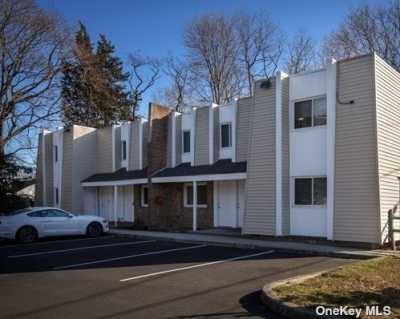Apartment For Rent in Rocky Point, New York