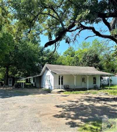 Home For Sale in New Boston, Texas