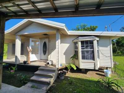 Home For Sale in Cut Off, Louisiana