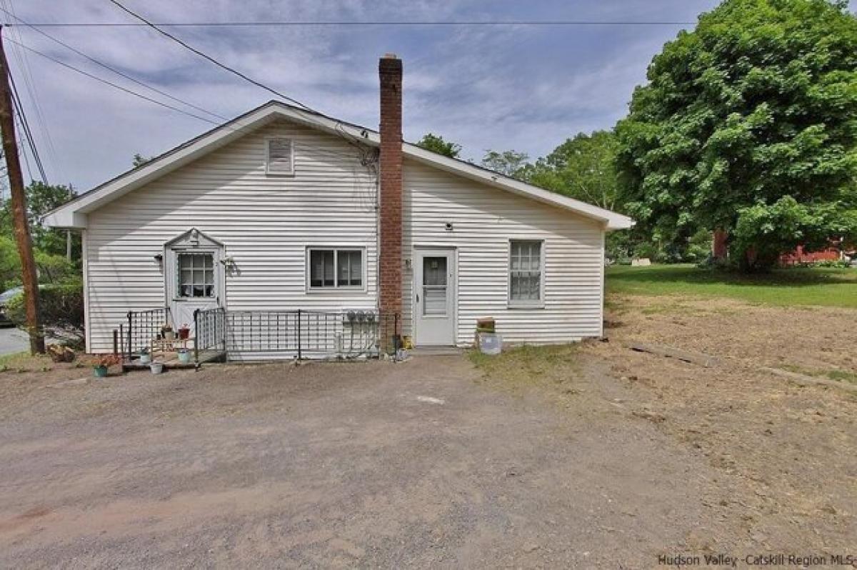 Picture of Home For Sale in Saugerties, New York, United States